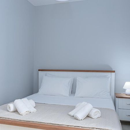 J&T Apartment - 150M From The Beach 자킨토스 타운 외부 사진